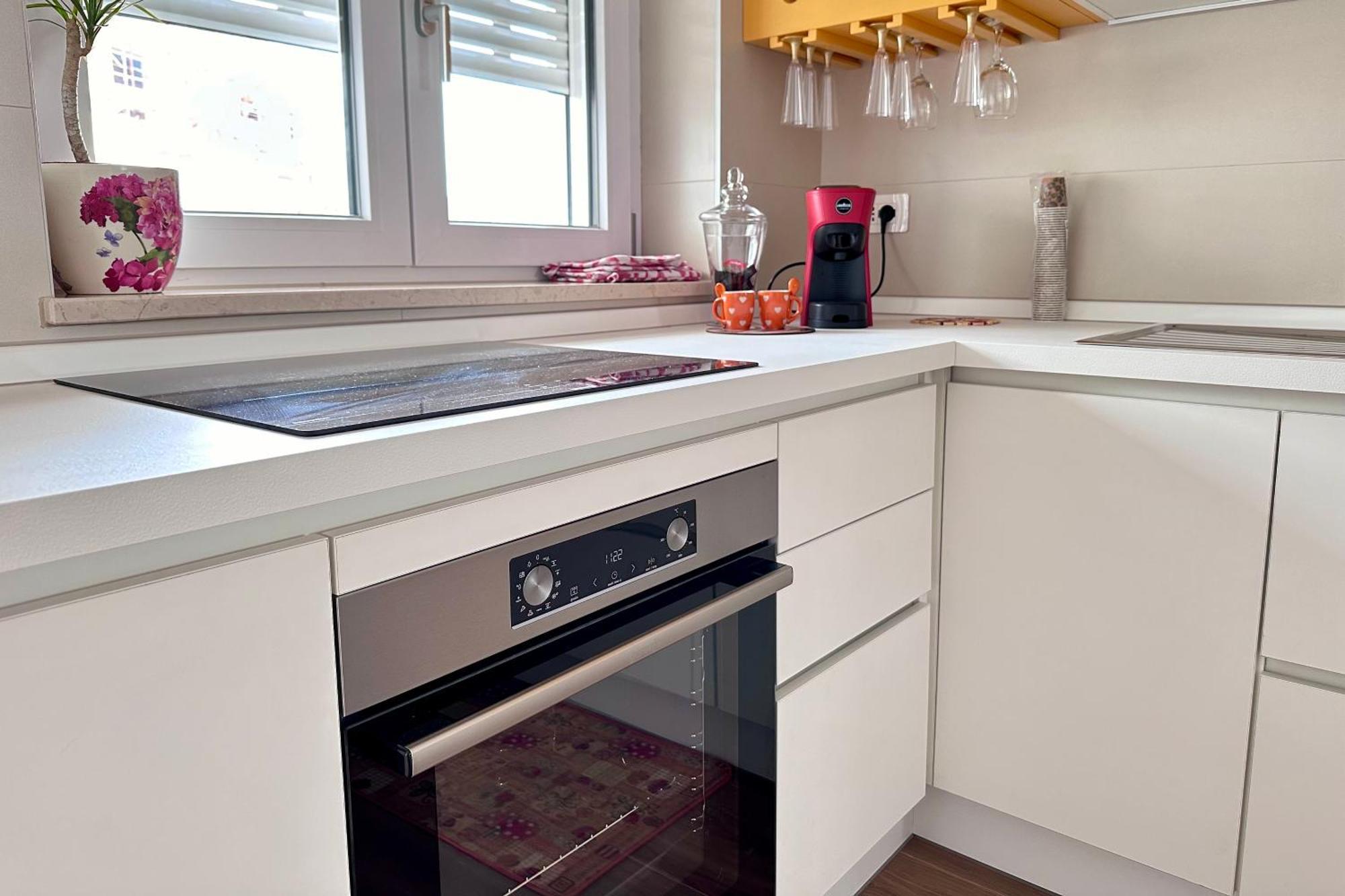 Prima Classe - With Private Garage - Apartment Molfetta